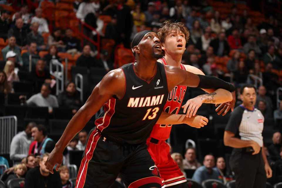 167棋牌-狂胜43分！热巴20+9热火复仇公牛 河村勇辉6+6+6生涯新高