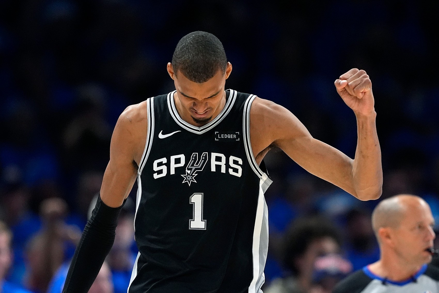167棋牌网页版-奥登：一旦文班亚马再增加一点肌肉 NBA就大结局了